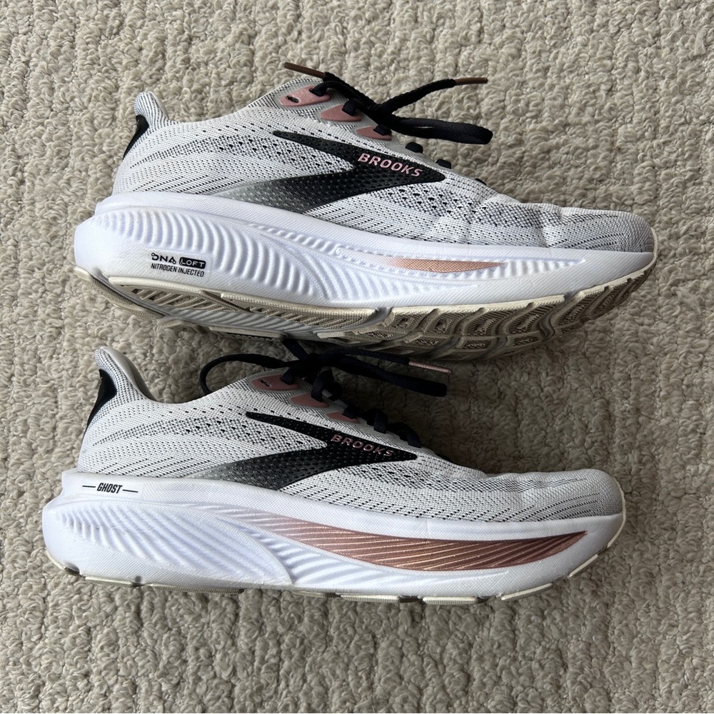 Brooks Ghost 17 Running Shoes Wide Width - Picture 6 of 9